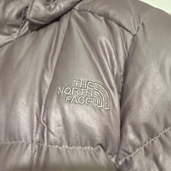 The North Face Women’s Metropolis Parka - Picture 2 of 11